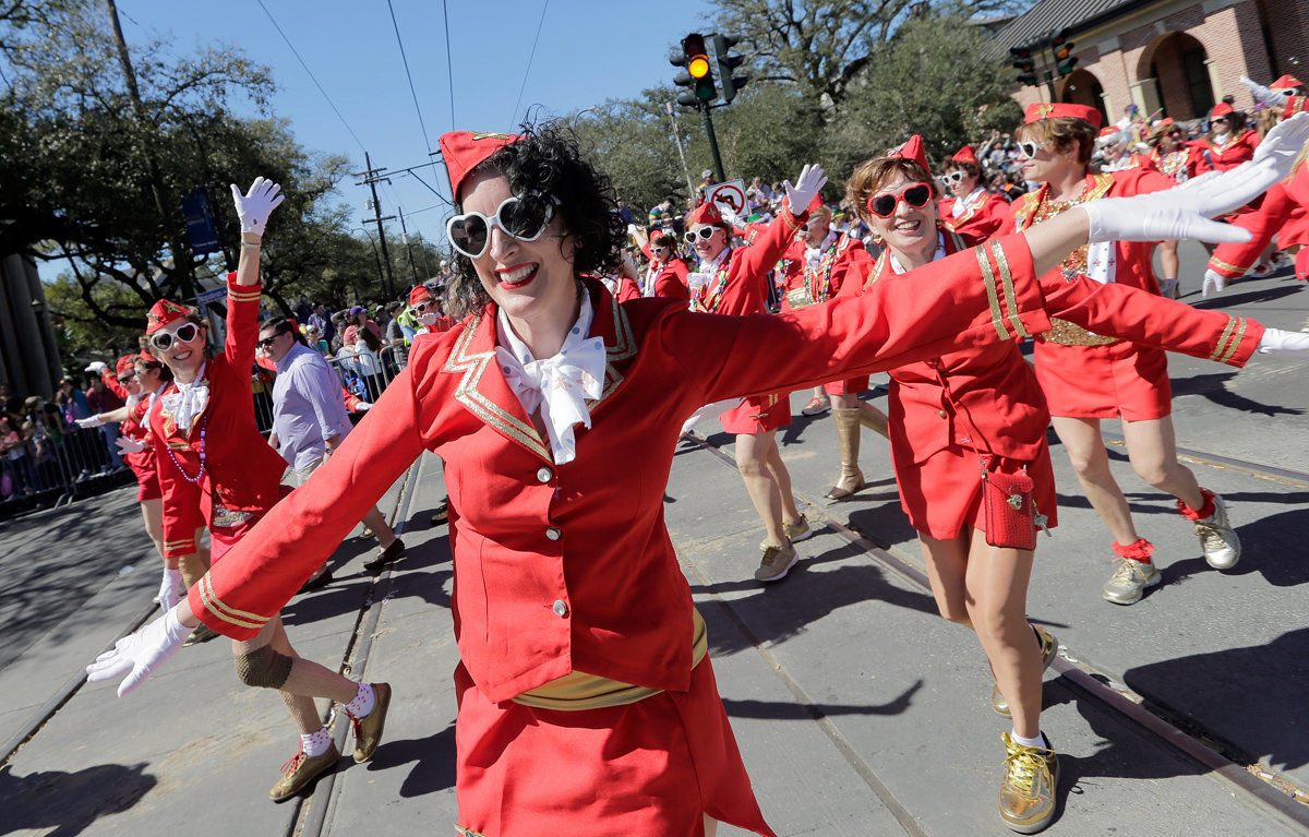 Krewe of Iris 2017 rolls in New Orleans: See Mardi Gras parade photos